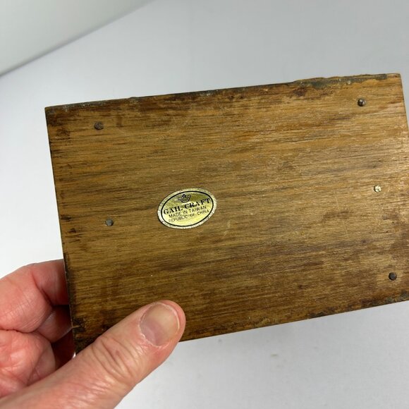 Vintage Wooden Double Sided Napkin Letter Holder Gail Craft Metal Accents - Picture 4 of 6